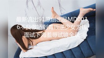 晨炮，小母狗自己摇大屁股