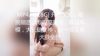 酒吧少妇激情4P伺候三个大哥 轮流爆草抽插草嘴玩奶子