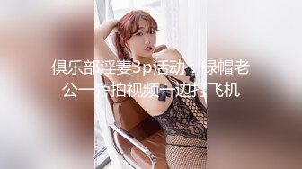    170CM大长腿牛仔裤美妞，脱下裤子让美女舔屌，转战穿上操骚逼，上位骑乘扶着屁股后入爆操