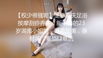 熟女控，风骚吊钟奶阿姨：老公快来，大牛牛拿出来    我给你舔舔