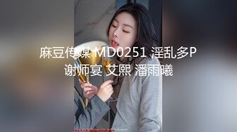 《骚宝》紧接第二个女客人，20多岁无毛骚穴