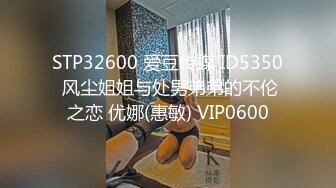 ★☆OF福利博主⭐emmalvx⭐酷爱阿黑颜  内容里看起来也是一副欲求不满的母狗架势★☆【NO.3】