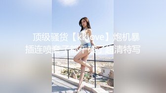 海角社区禽兽邋遢大叔与女儿的乱伦故事 养了十几年的女儿 被我强奸了并且还内射 我可能疯了